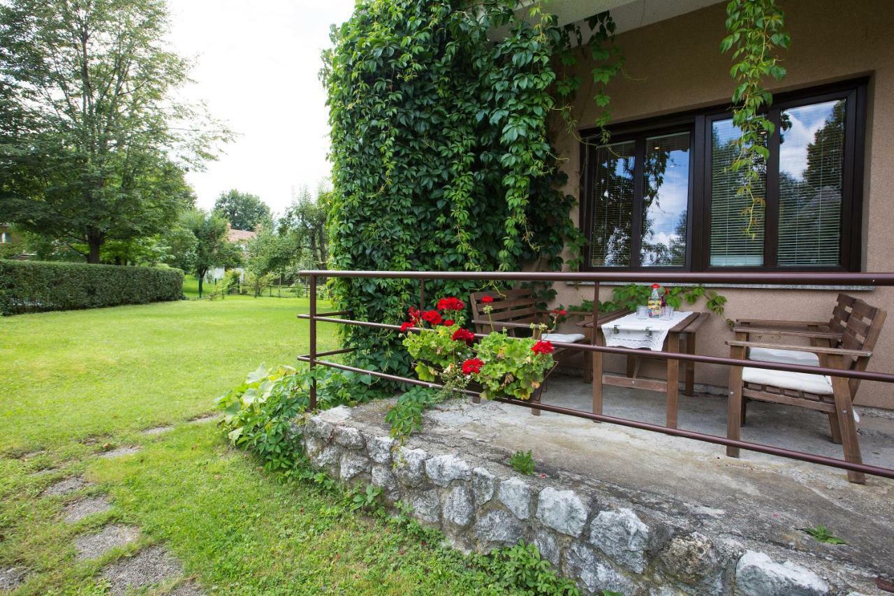 Apartmaji Koman Bled Bilik gambar